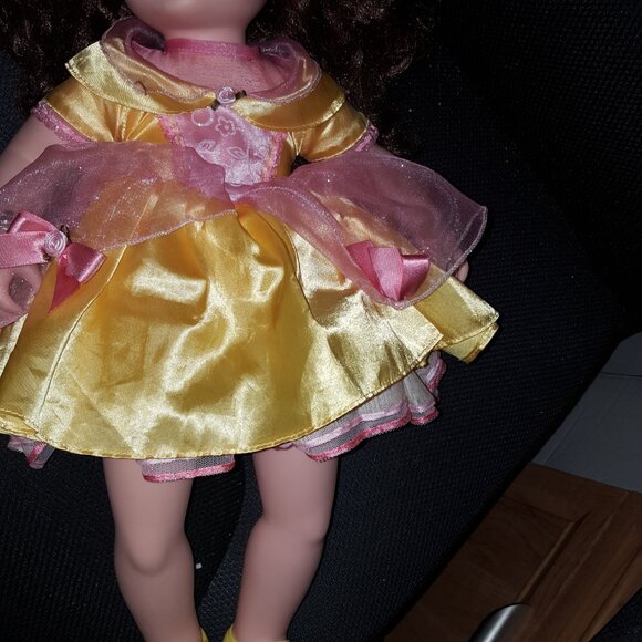 TALKING DISNEY BELLE TODDLER DOLL  22" TALL ORIGINAL OUTFIT - Picture 3 of 3